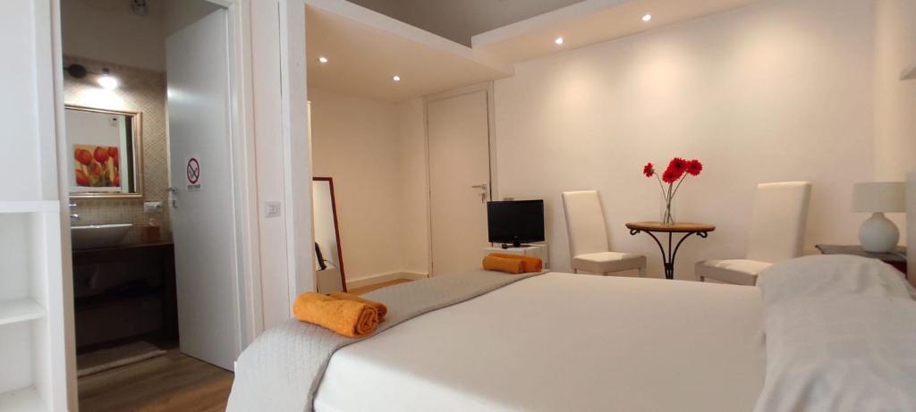 Bed and breakfast Living Cagliari Marina Extérieur photo