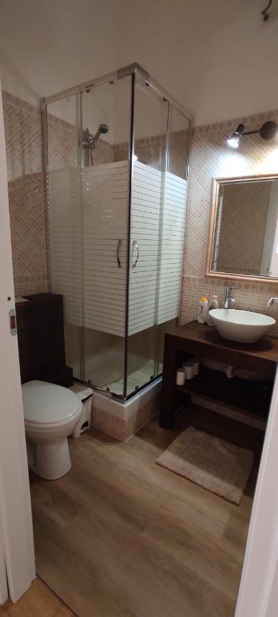 Bed and breakfast Living Cagliari Marina Extérieur photo