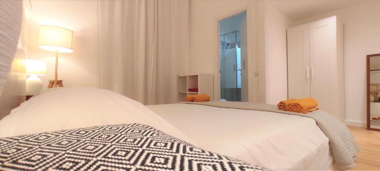 Bed and breakfast Living Cagliari Marina Extérieur photo